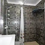 דירה Beautiful With Large Terrace Close To The
