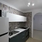 דירה Beautiful With Large Terrace Close To The ארונה