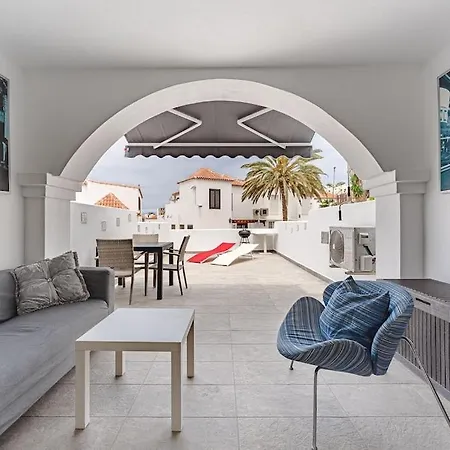 Beautiful With Large Terrace Close To The Arona (Tenerife)