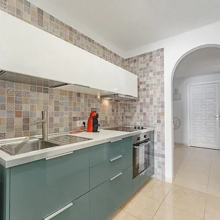 Beautiful With Large Terrace Close To The Apartment Arona (Tenerife)
